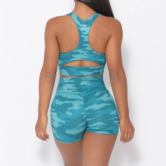 BOMBSHELL SHORTS - Picture 2 of 4